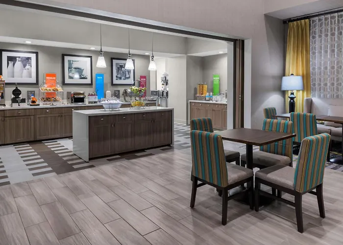 Hampton Inn & Suites Los Angeles/Hollywood, Ca